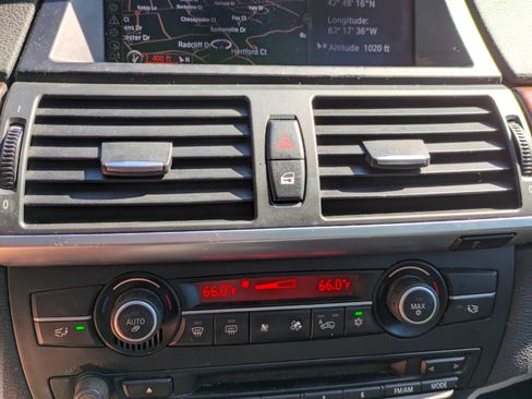 Used 2013 BMW X5 xDrive35i image 8