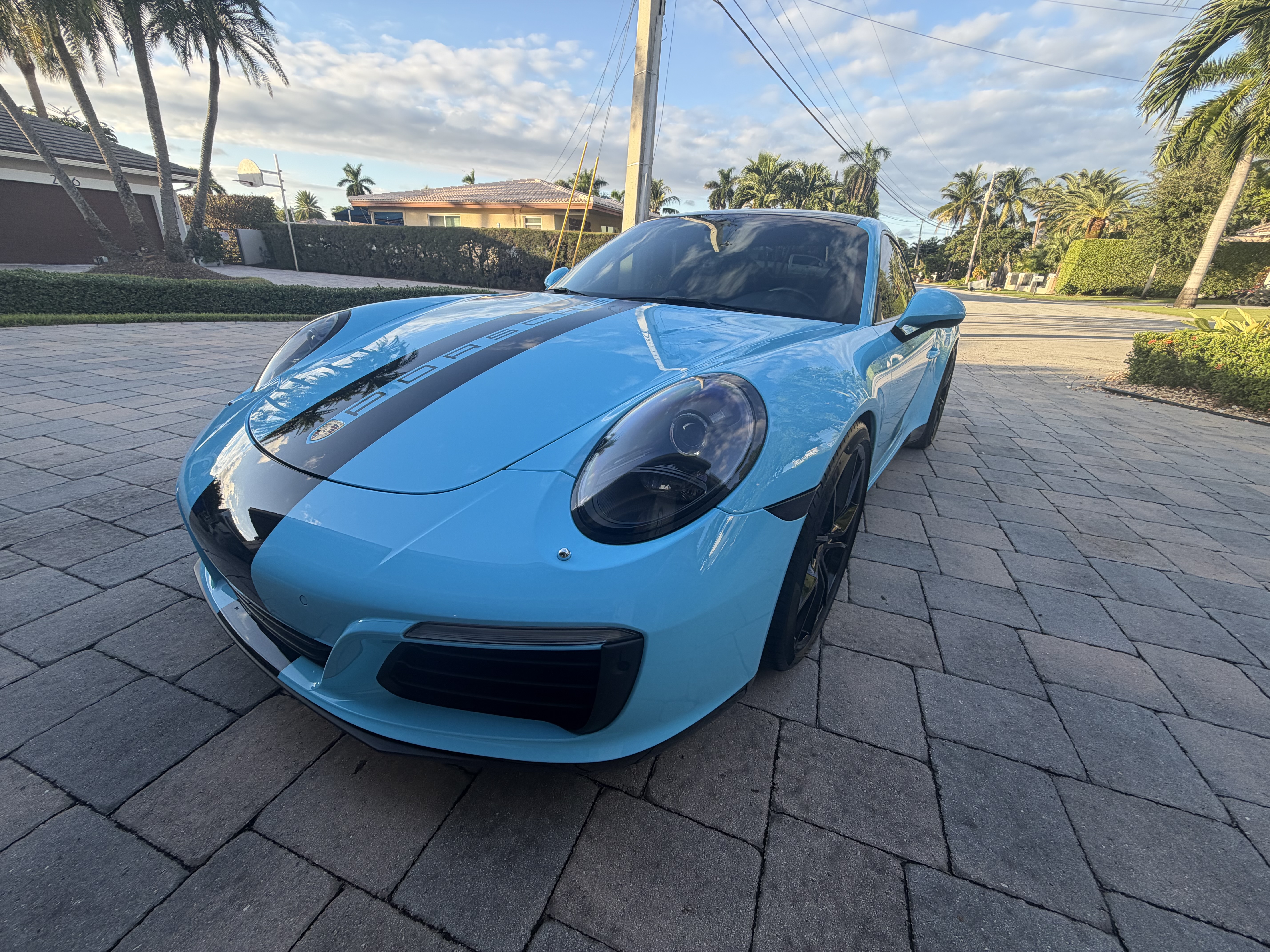 Used 2017 Porsche 911 Carrera RWD image 9