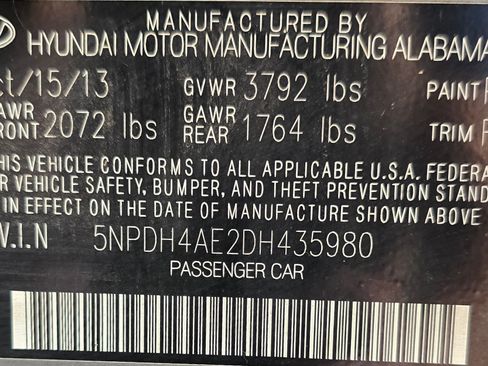 Used 2013 Hyundai Elantra Limited w/ Technology Pkg FWD image 13