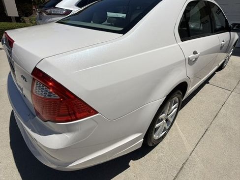 Used 2011 Ford Fusion SEL FWD image 11