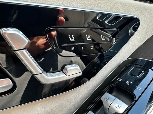 Used 2023 Mercedes-Benz S 500 4MATIC image 15