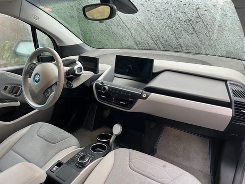 Used 2014 BMW i3 image 12
