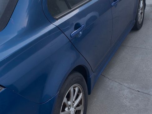 Used 2010 Mitsubishi Lancer ES FWD image 2