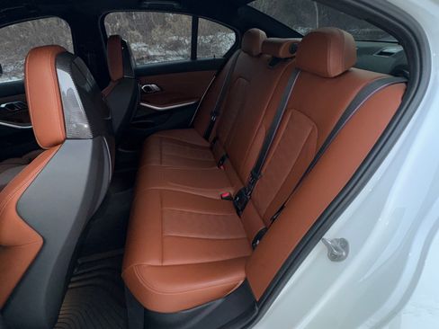 Used 2023 BMW M3 Competition w/ M Carbon Exterior Package image 21