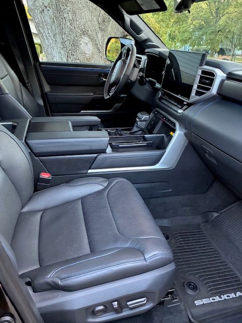 Used 2023 Toyota Sequoia Platinum AWD/4WD image 13