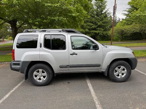 Used 2013 Nissan Xterra S AWD/4WD image 8