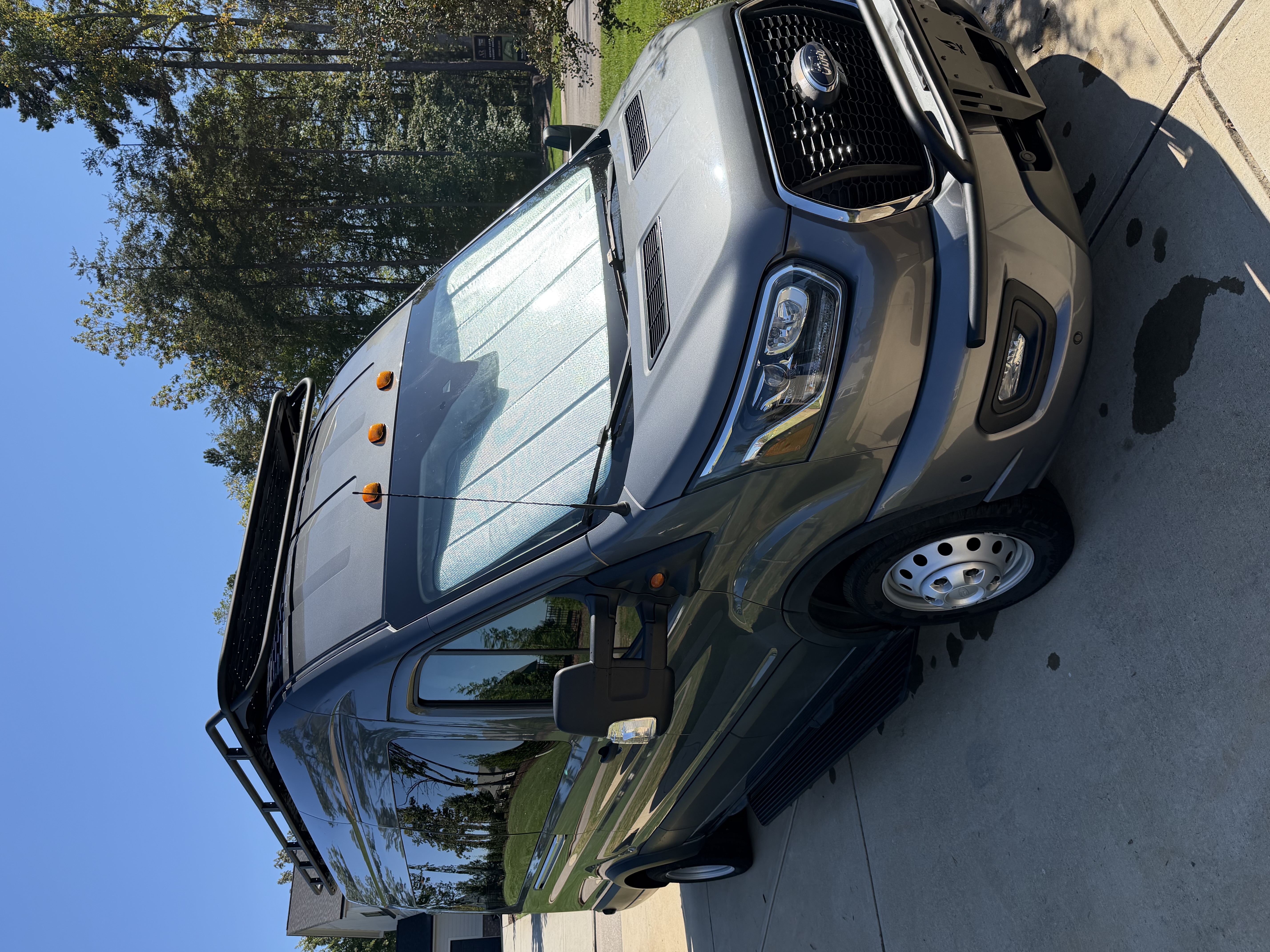 Used 2024 Ford Transit 350 XLT RWD image 4
