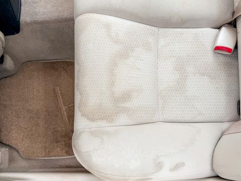 Used 2006 Pontiac G6 Sedan w/ Premium Value Package image 30