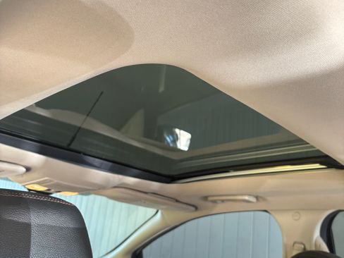 Used 2013 Ford Edge Limited image 13