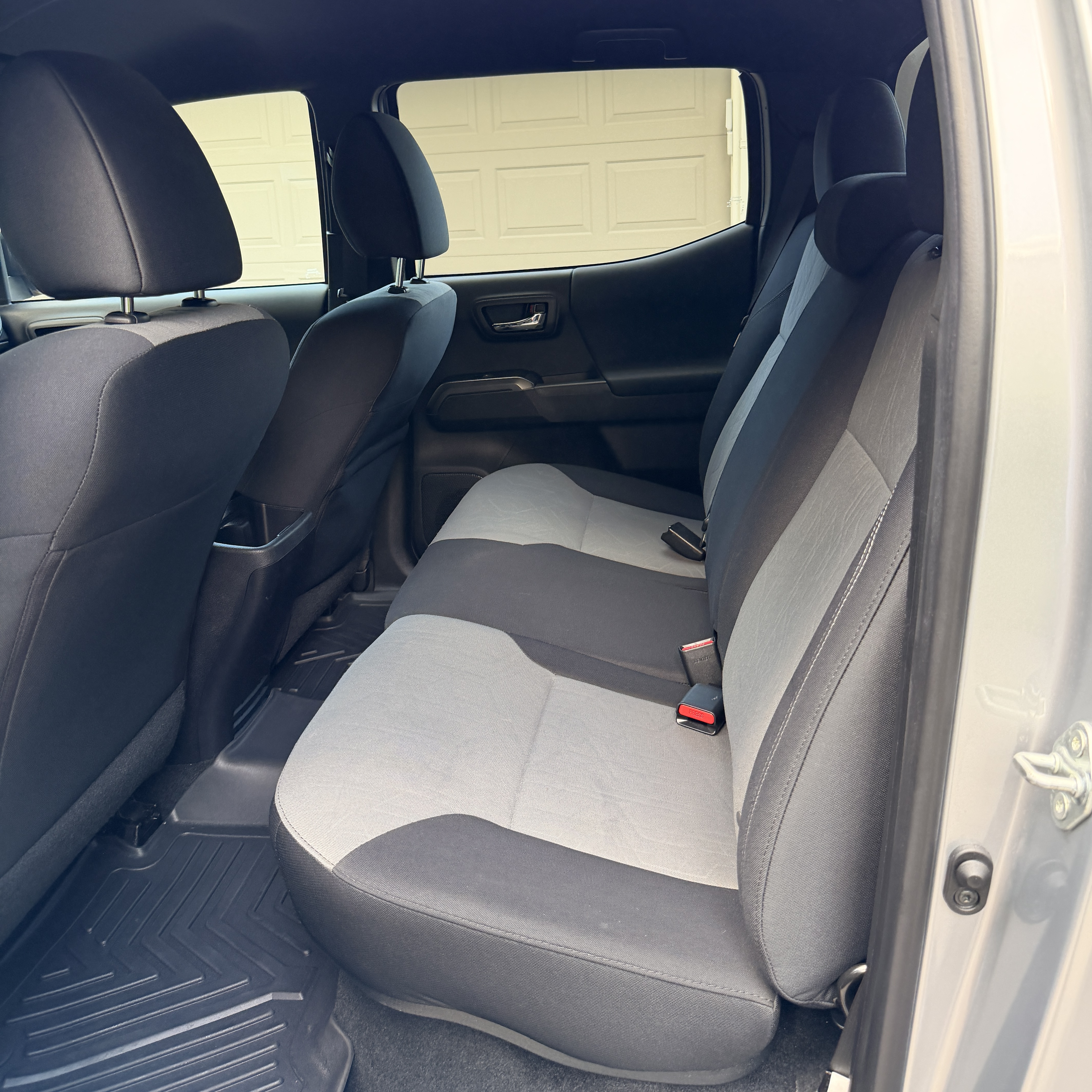 Used 2021 Toyota Tacoma TRD Off-Road w/ Technology Package RWD image 14
