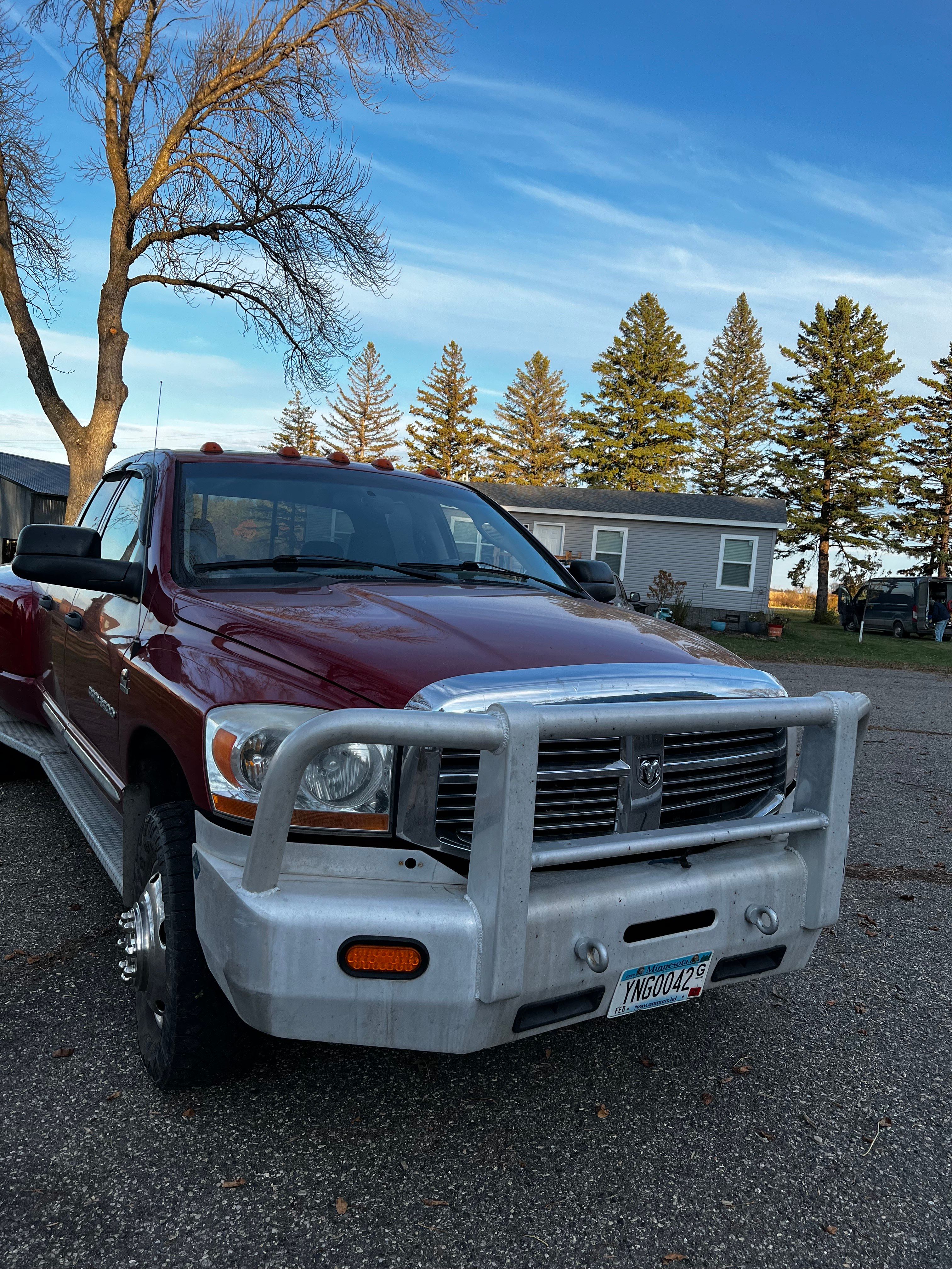 Used 2006 Dodge Ram 3500 Truck Laramie AWD/4WD image 8