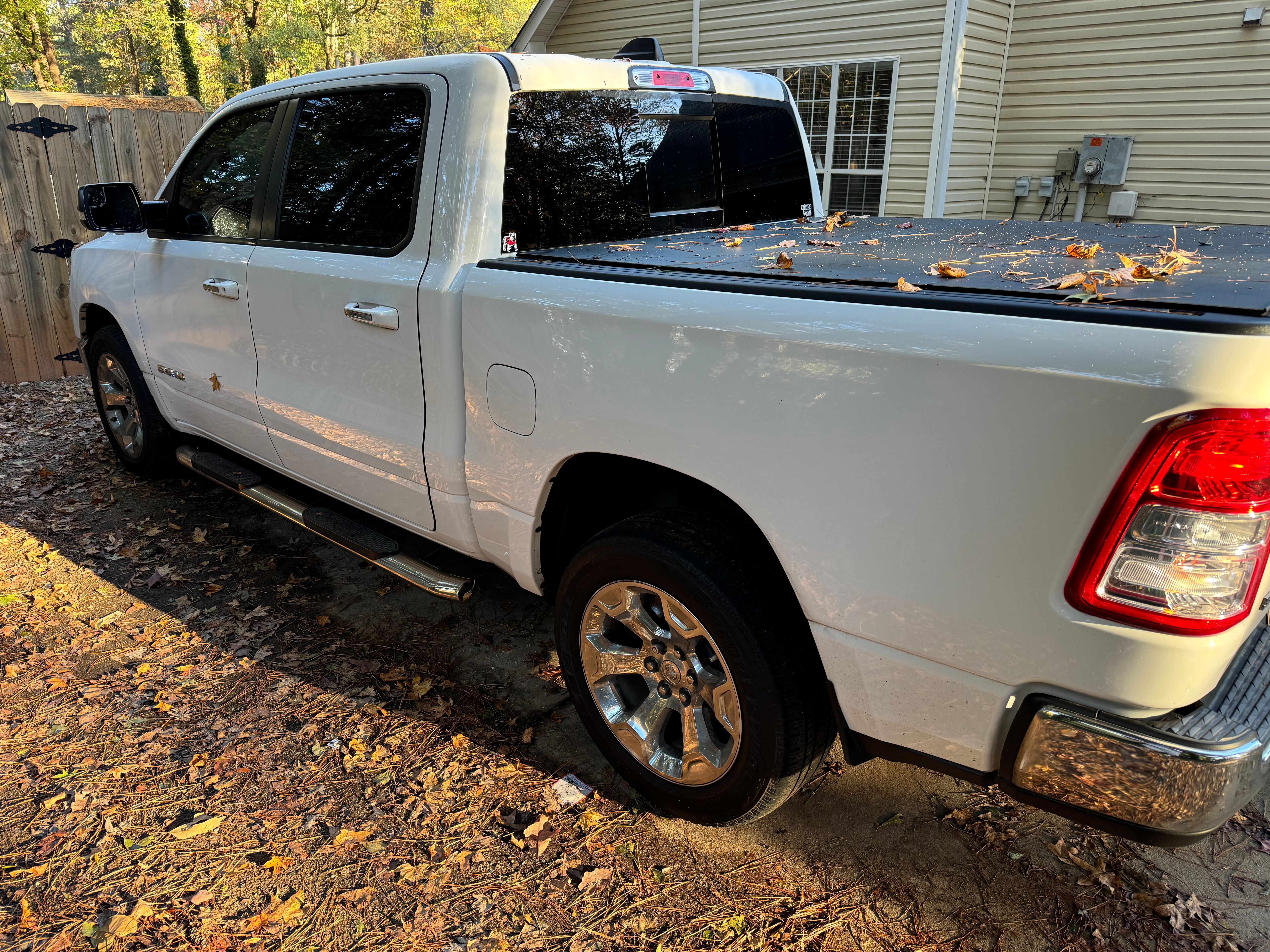 Used 2019 RAM 1500 Big Horn RWD image 2