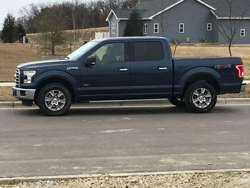 Used 2015 Ford F150 XLT w/ Equipment Group 301A Mid image 2