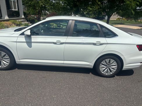 Used 2019 Volkswagen Jetta S w/ Driver Assistance Package FWD image 8