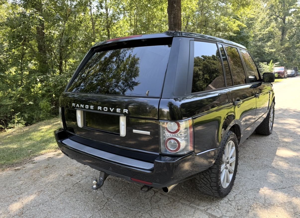 Used 2010 Land Rover Range Rover Supercharged AWD/4WD image 26
