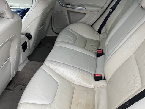 Used 2012 Volvo S60 T5 image 8