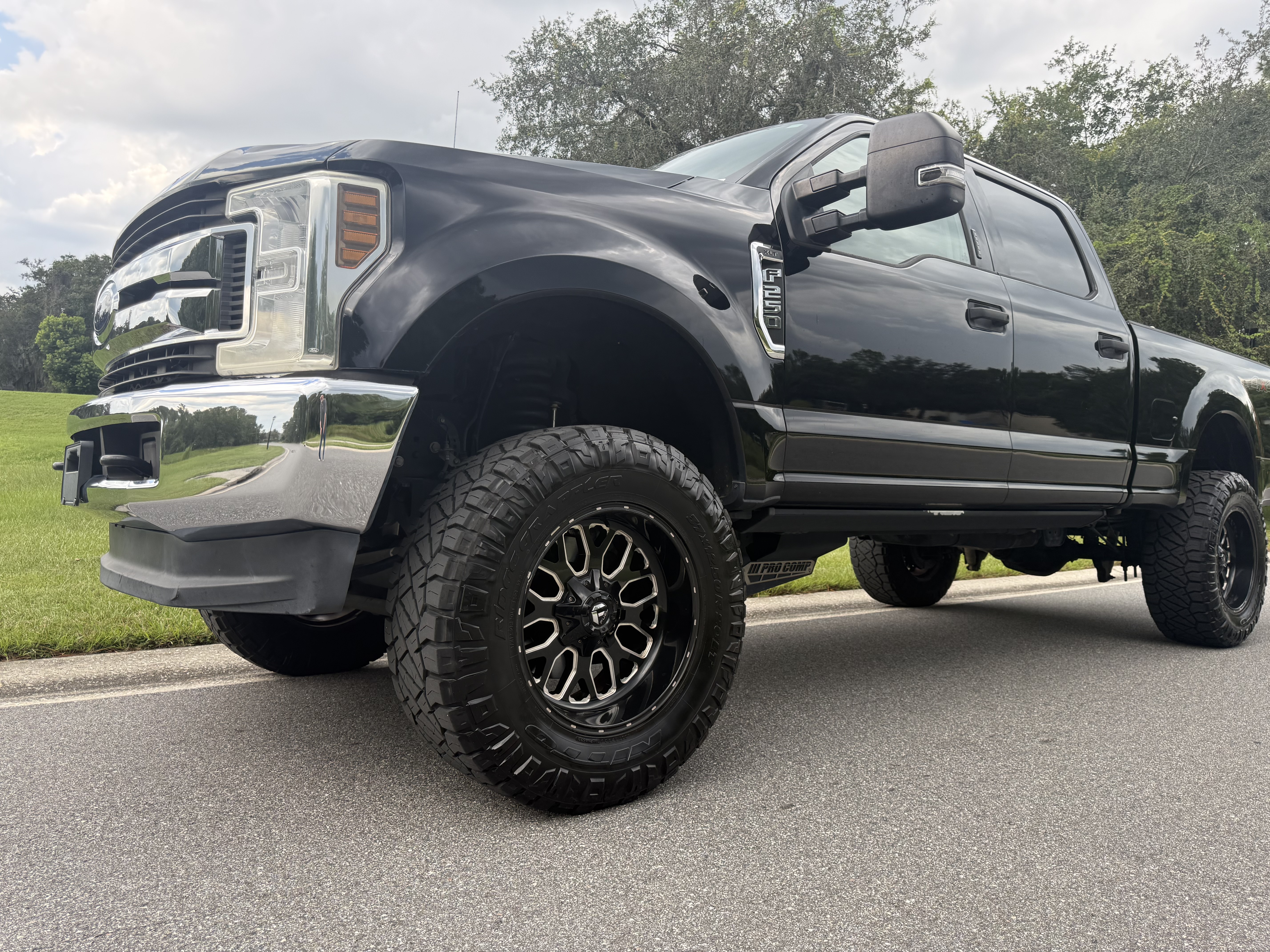 Used 2018 Ford F250 XLT AWD/4WD image 10