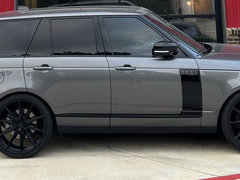 Used 2019 Land Rover Range Rover Supercharged image 4