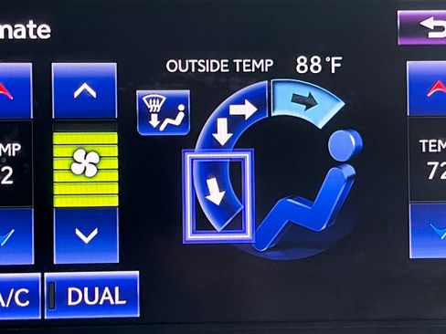 Used 2013 Lexus RX 450h FWD image 28