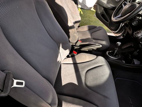 Used 2013 Honda Fit image 10