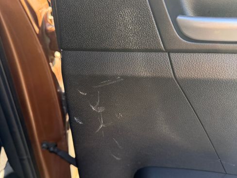 Used 2018 Kia Sportage LX image 2