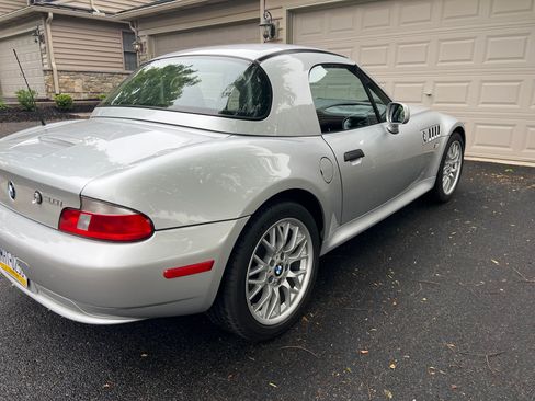 Used 2002 BMW Z3 3.0i image 9