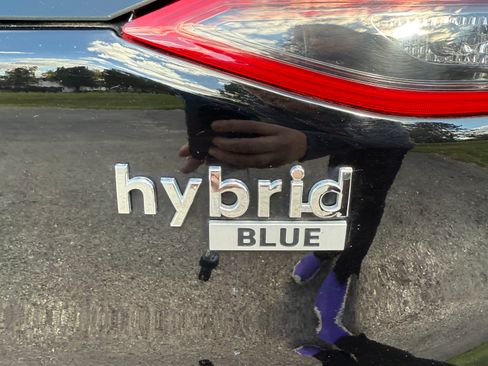 Used 2022 Hyundai Ioniq Blue image 25