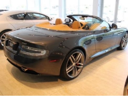 Used 2012 Aston Martin Virage Volante image 9