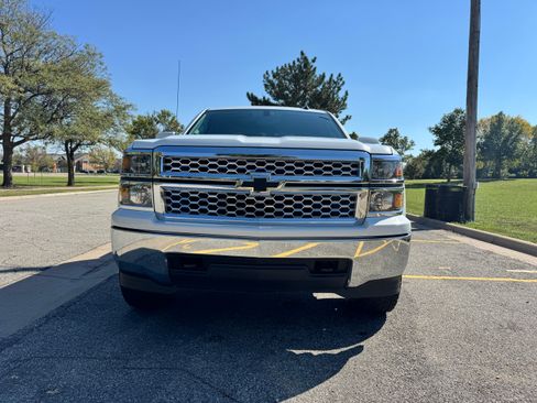 Used 2015 Chevrolet Silverado 1500 LT w/ Trailering Package image 4