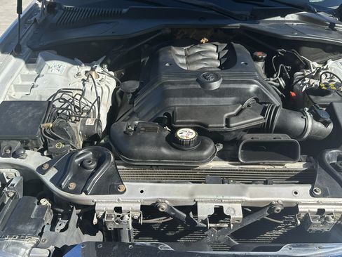 Used 2005 Jaguar XJ8 image 31