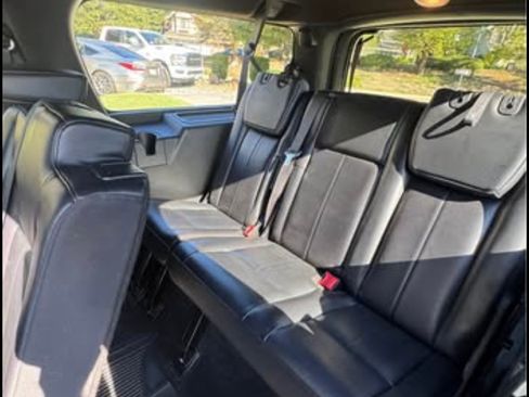 Used 2017 Ford Expedition EL Limited image 9