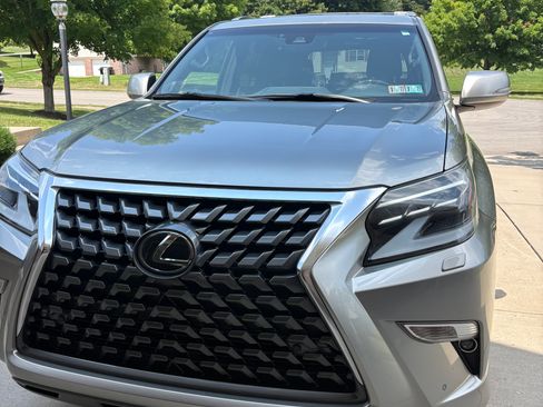 Used 2021 Lexus GX 460 Premium w/ Premium Package AWD/4WD image 19