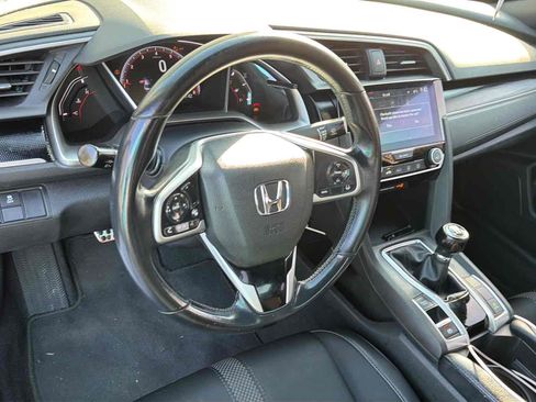 Used 2020 Honda Civic Sport image 11