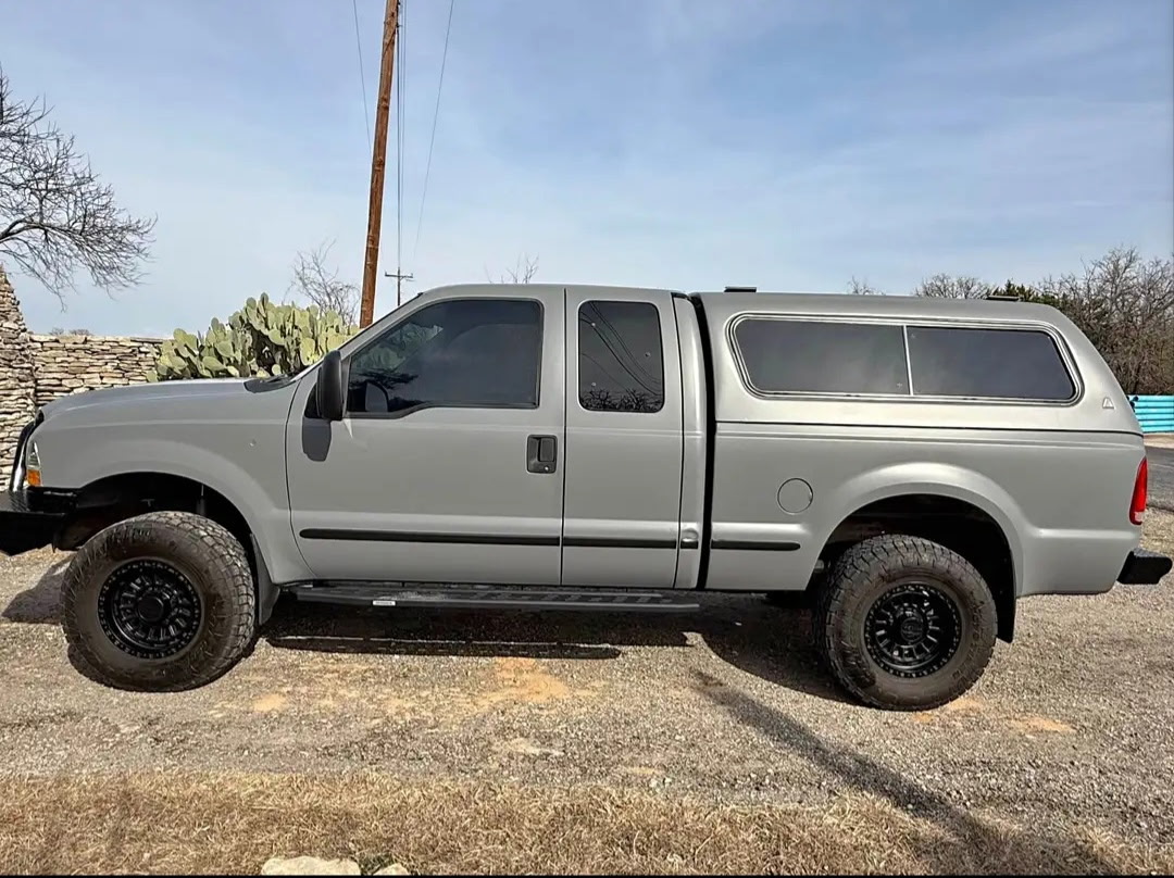 Used 1999 Ford F350 XLT AWD/4WD image 4