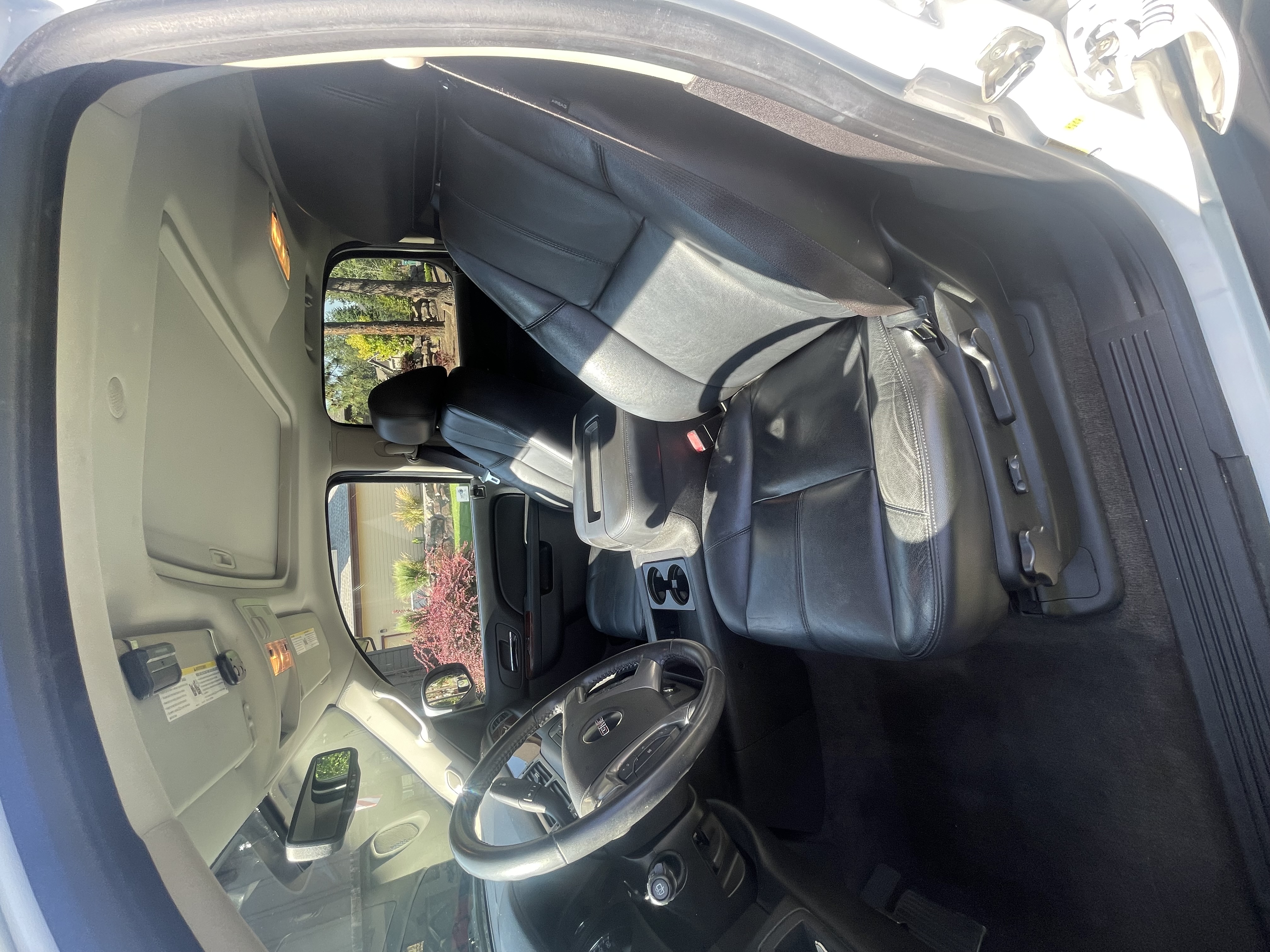 Used 2010 GMC Yukon SLT RWD image 5