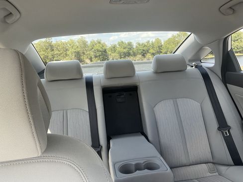 Used 2017 Hyundai Sonata SE FWD image 26