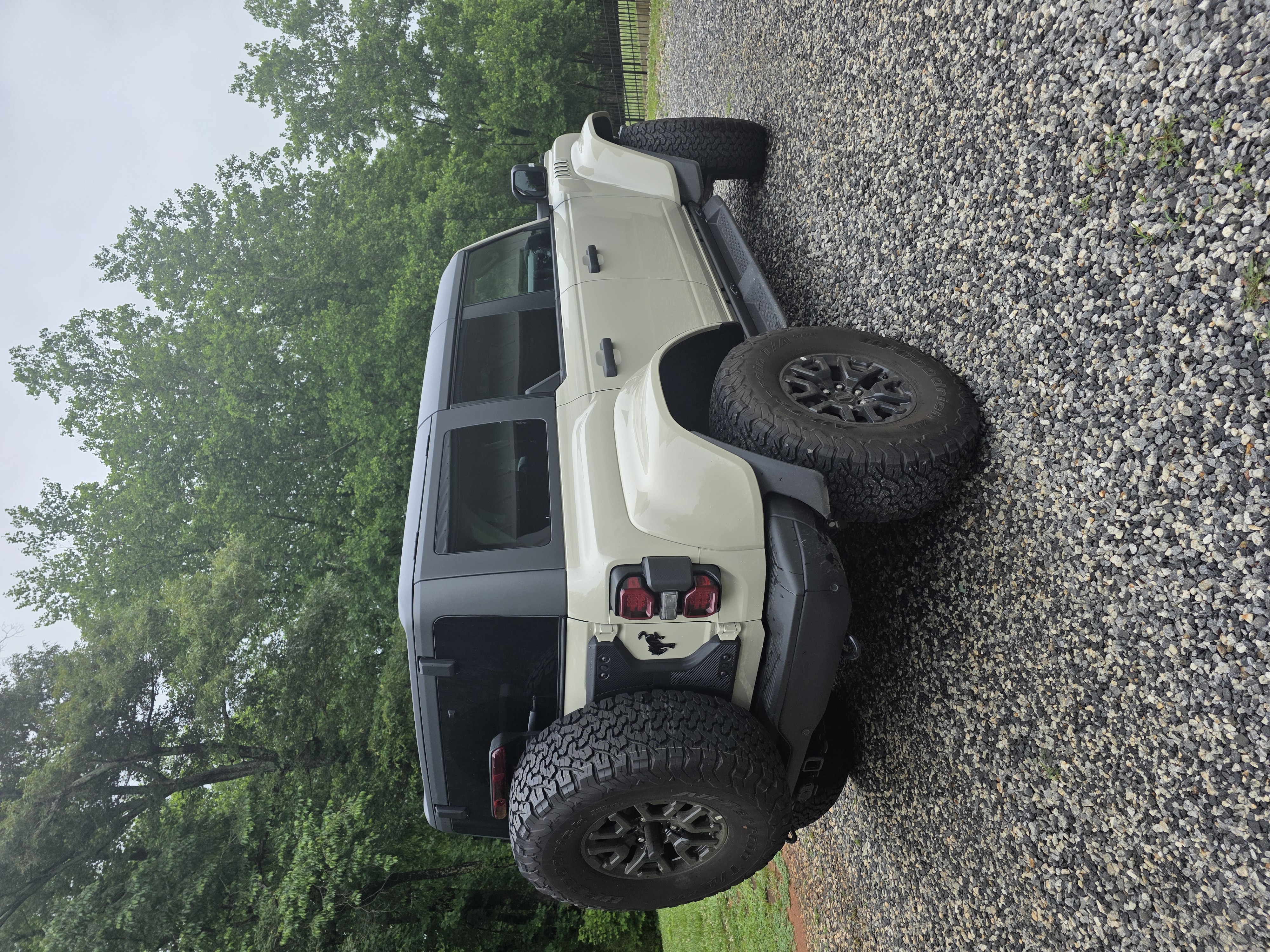 Used 2026 Ford Bronco Raptor w/ Interior Carbon Fiber Pack AWD/4WD image 8