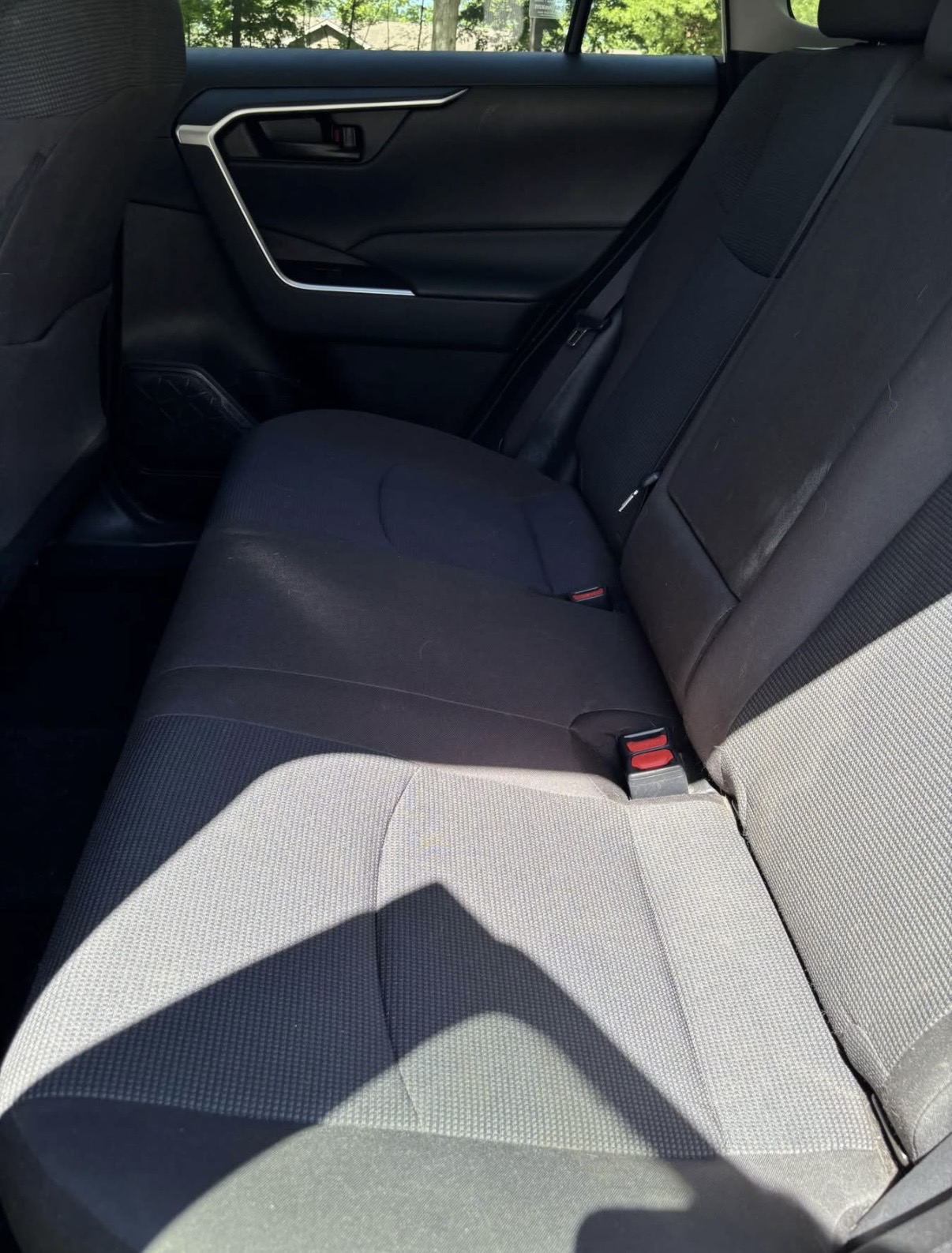 Used 2022 Toyota RAV4 LE AWD/4WD image 12