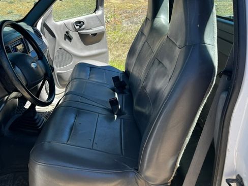 Used 2003 Ford F150 XL RWD image 8