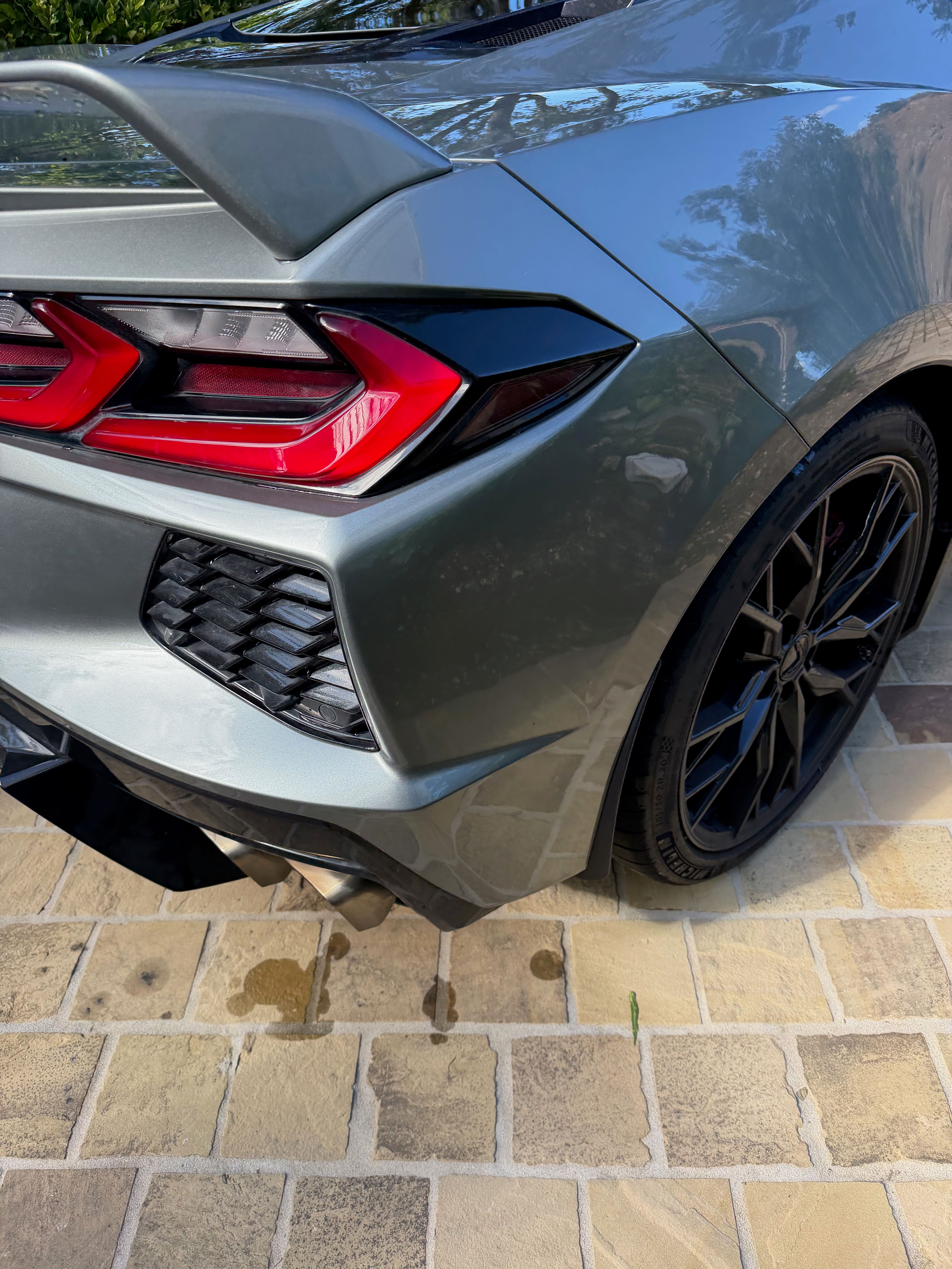 Used 2023 Chevrolet Corvette Stingray Preferred Cpe w/ Z51 Performance Package RWD image 12
