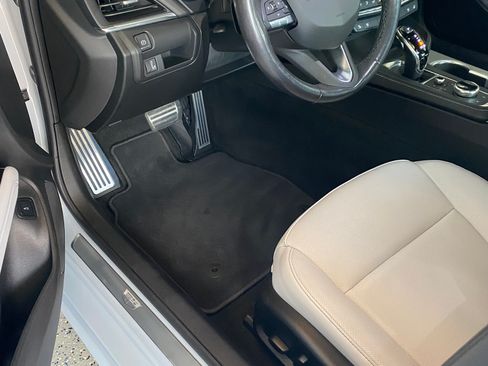 Used 2021 Cadillac CT4 Premium Luxury image 9