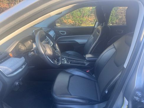 Used 2022 Jeep Compass Latitude w/ Convenience Group image 11