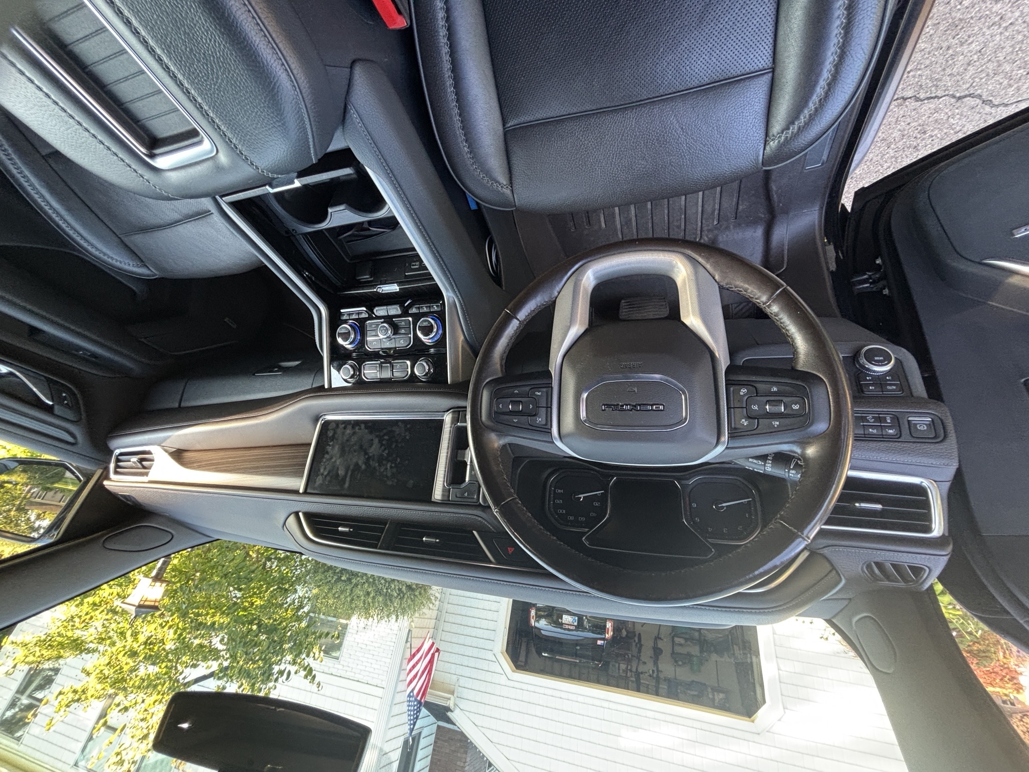 Used 2021 GMC Yukon XL Denali AWD/4WD image 20