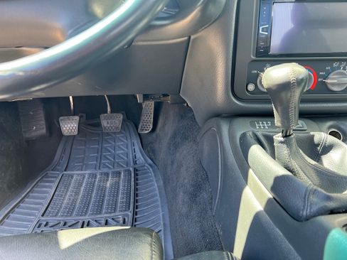 Used 1995 Pontiac Firebird Trans Am image 10