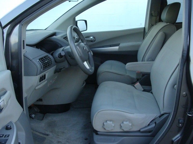 Used 2008 Nissan Quest w/ Seat Pkg FWD image 2
