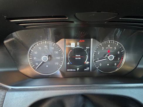 Used 2019 Land Rover Range Rover Velar S image 17