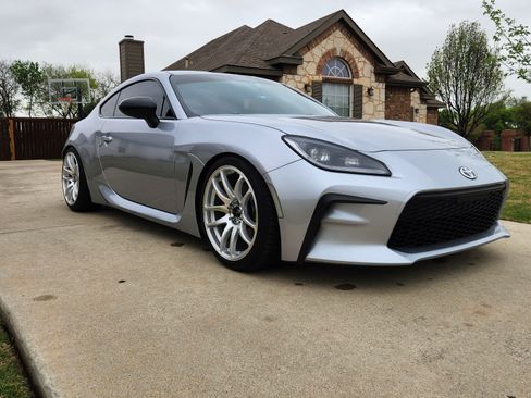 Used 2024 Toyota GR86 Premium image 6