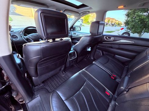 Used 2017 INFINITI QX60 Luxe w/ Premium Plus Package AWD/4WD image 19