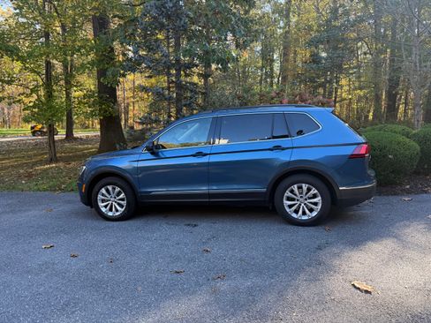 Used 2018 Volkswagen Tiguan SE image 14