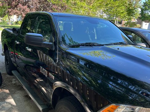 Used 2014 RAM 1500 Classic SLT w/ Protection Group AWD/4WD image 8